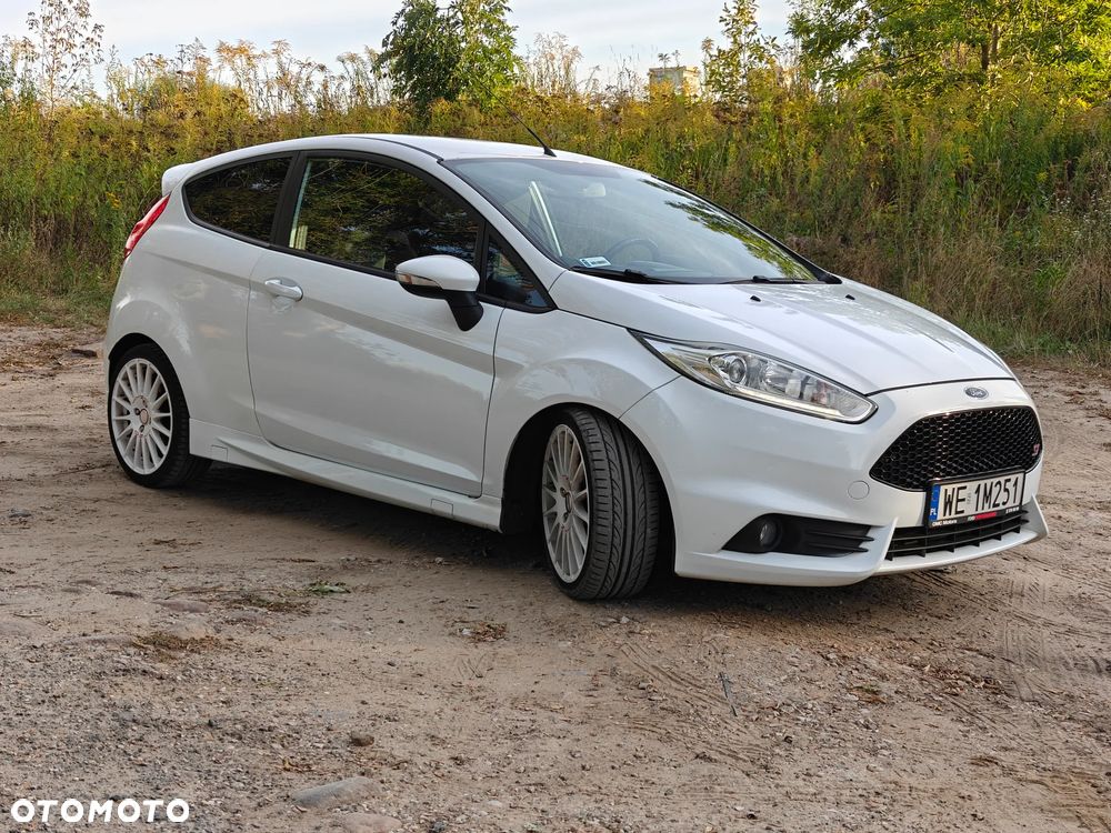 Ford Fiesta ST - 5