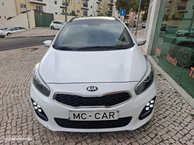Kia Ceed SW 1.6 CRDi GT Line - 3