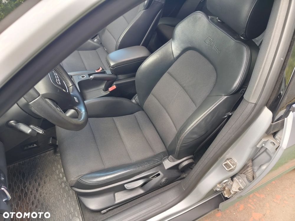 Audi A3 Sportback 2.0 TDI DPF S line Sportpaket - 21
