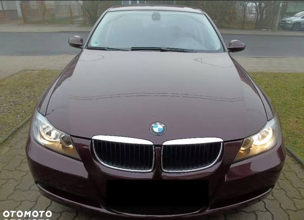 BMW Seria 3 318i - 1