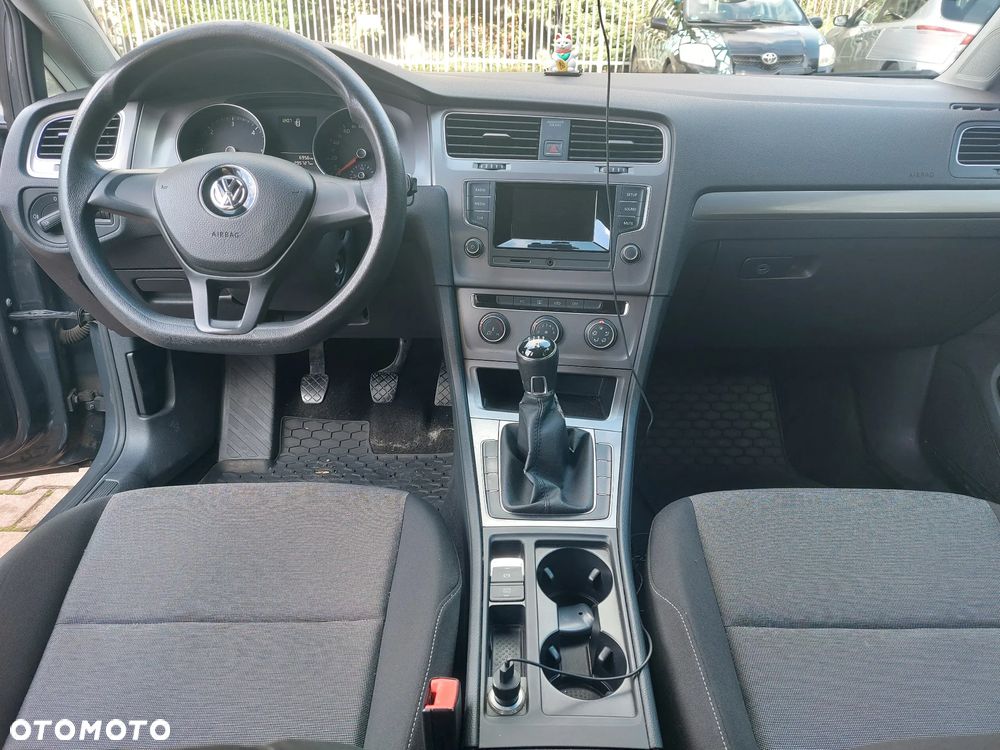 Volkswagen Golf VII 1.6 TDI BMT Trendline - 9