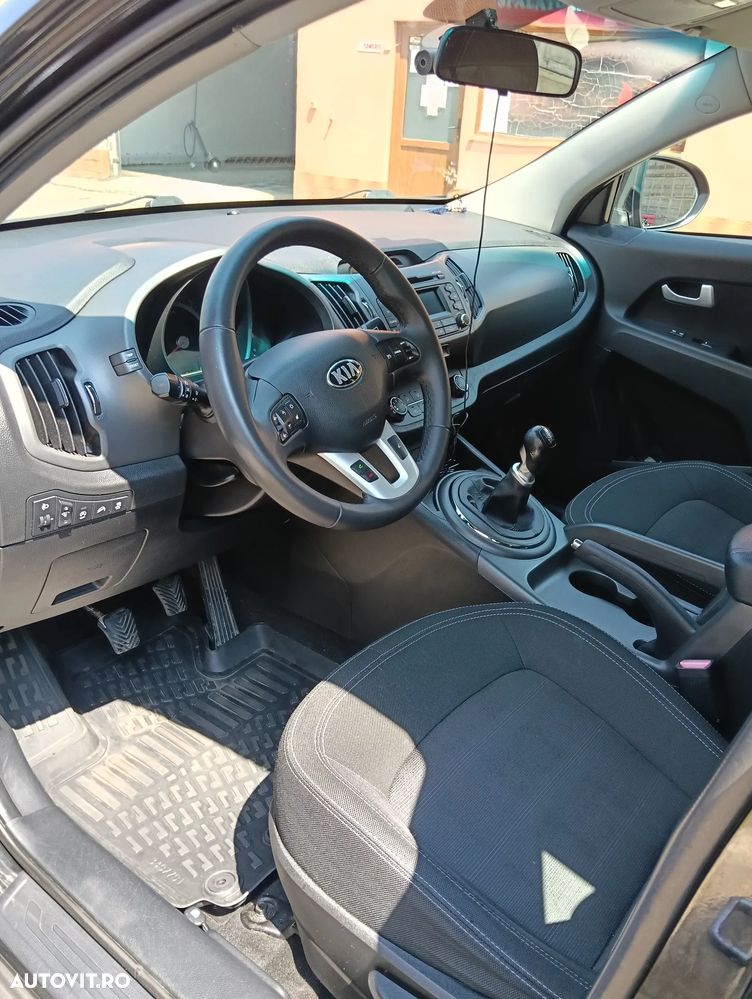 KIA Sportage 2013 — imagine 9