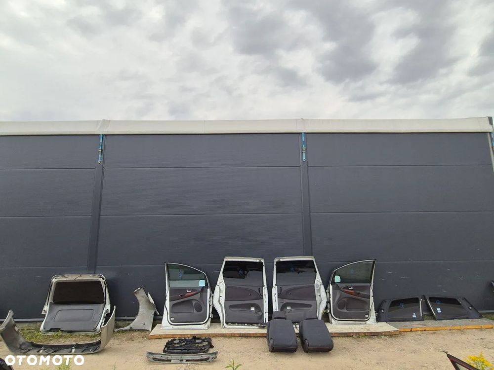 PREVIA II DRZWI BŁOTNIK KLAPA ZDERZAK SZYBA FOTEL CHŁODNICA WODY WZMOCNIENIE WENTYLATOR CHŁODNICY - 18