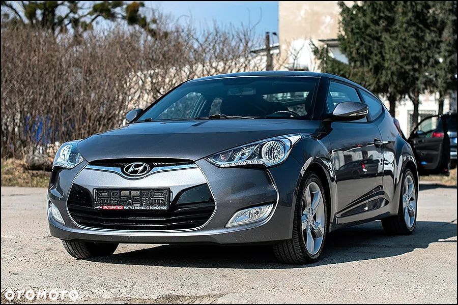 Hyundai Veloster - 5
