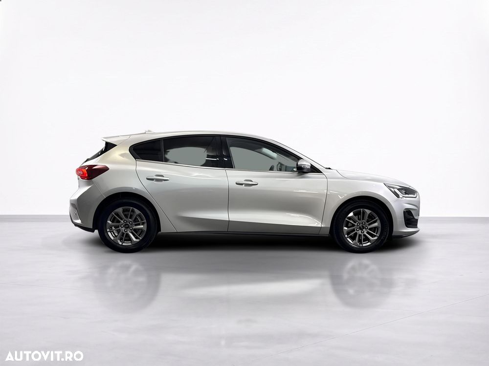 Ford Focus - 7