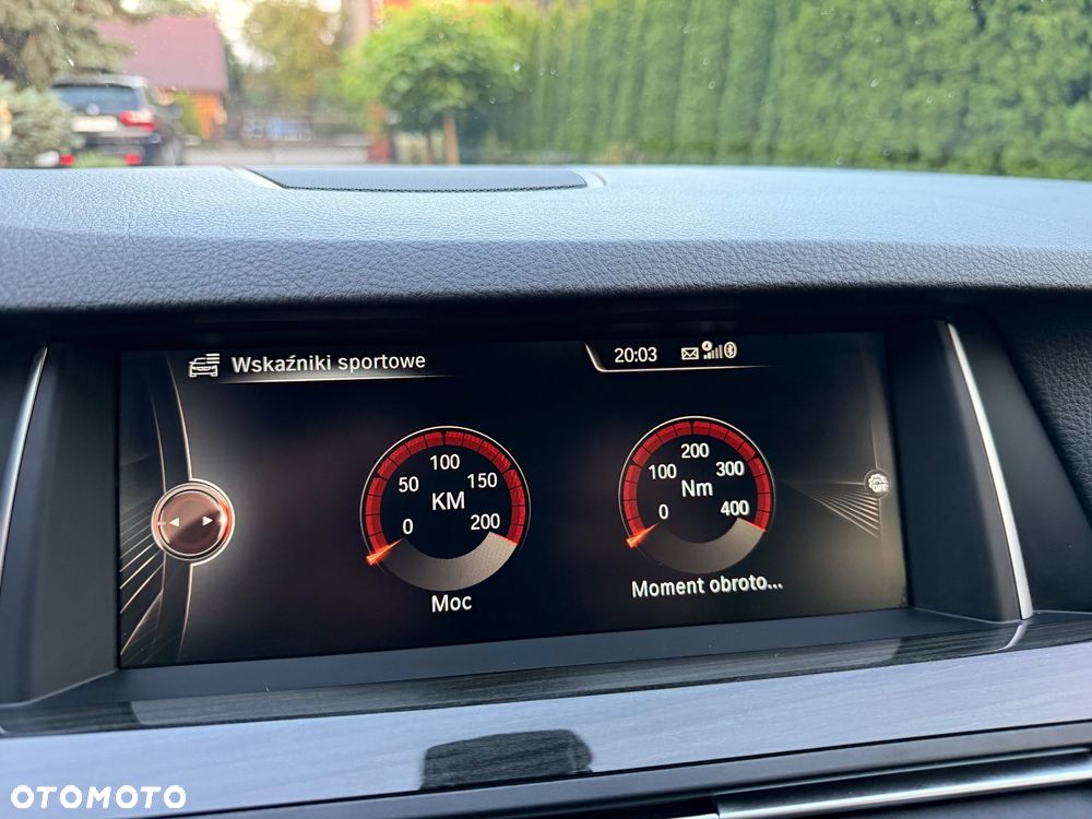 BMW Seria 5 520d Luxury Line - 32