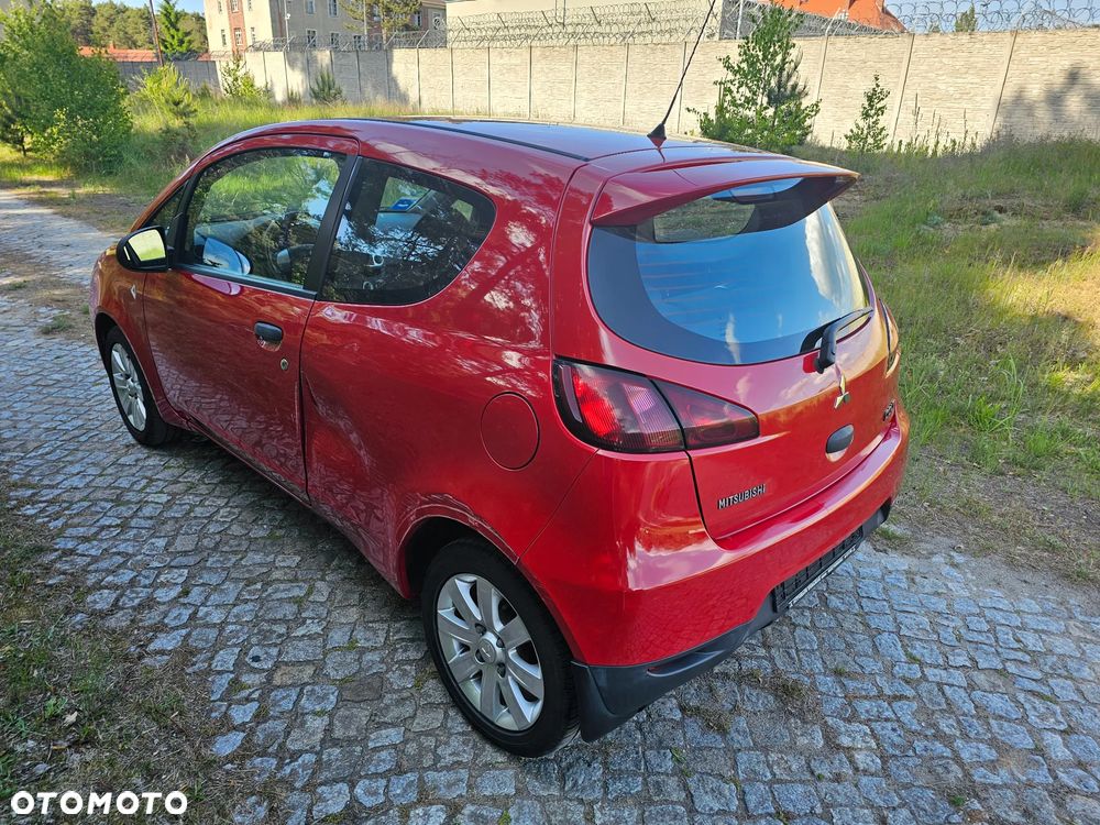 Mitsubishi Colt 1.1 - 9