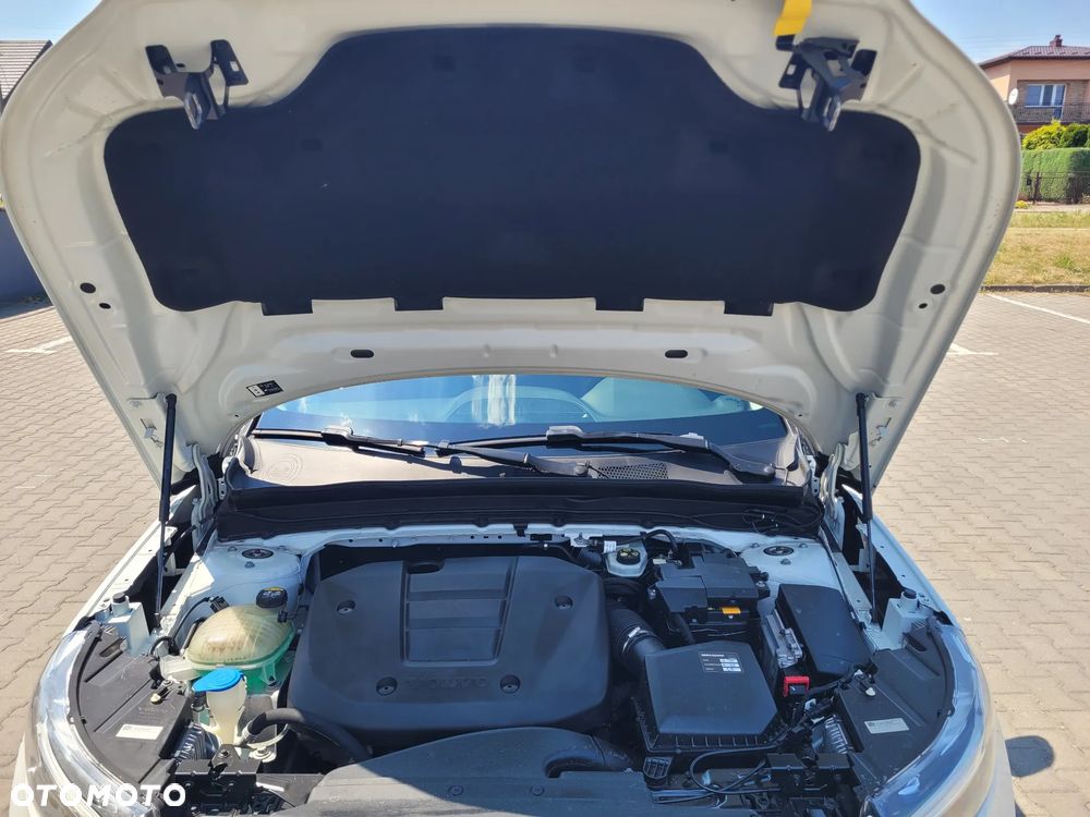 Volvo XC 40 T2 Momentum - 27
