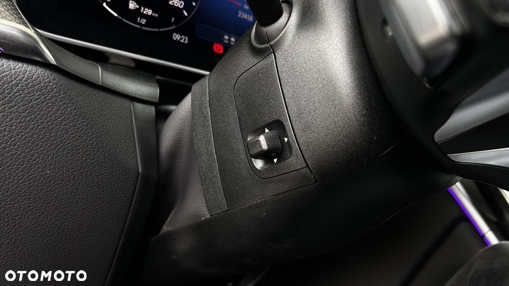 Mercedes-Benz GLC - 17