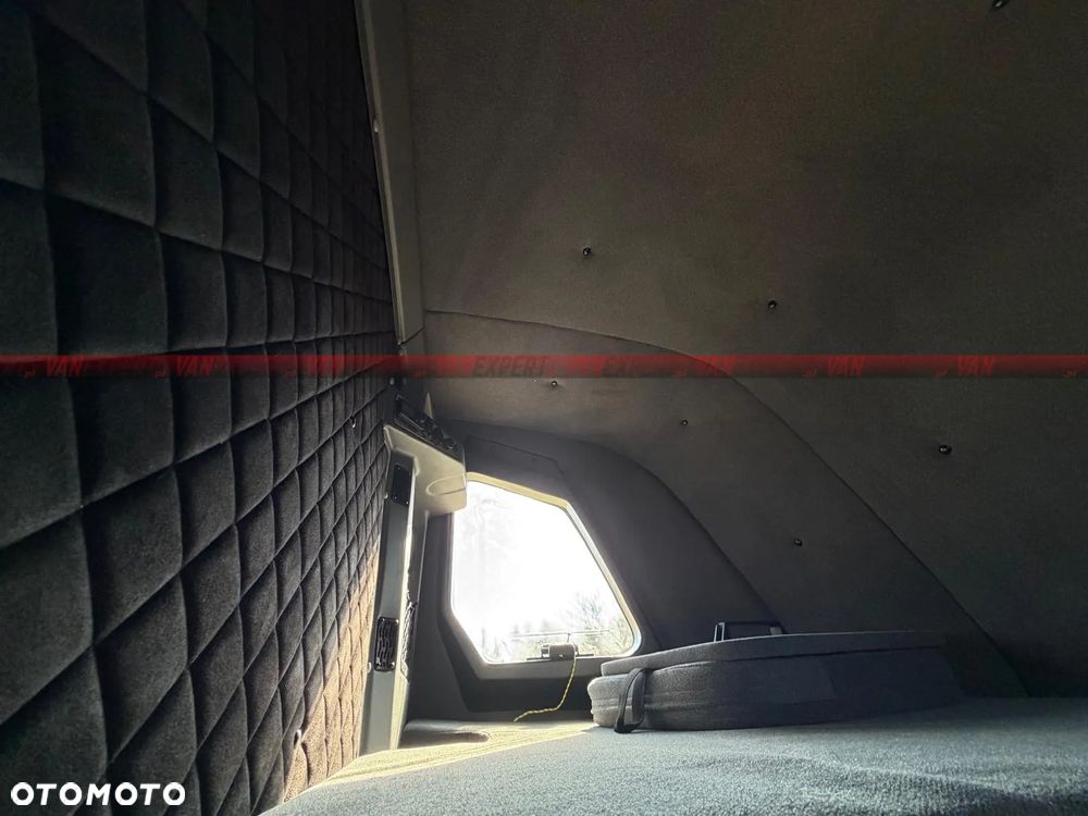 Renault MASTER Międzynarodówka 10EP DRZWI - 11