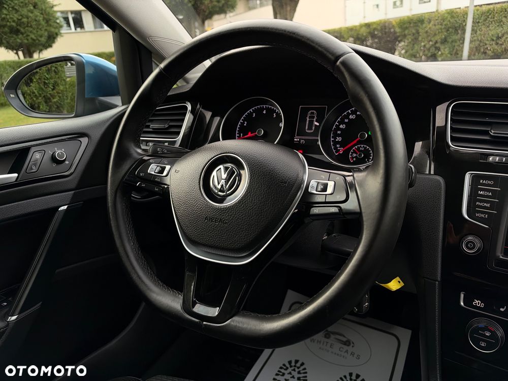 Volkswagen Golf 1.4 TSI BMT Highline DSG - 38