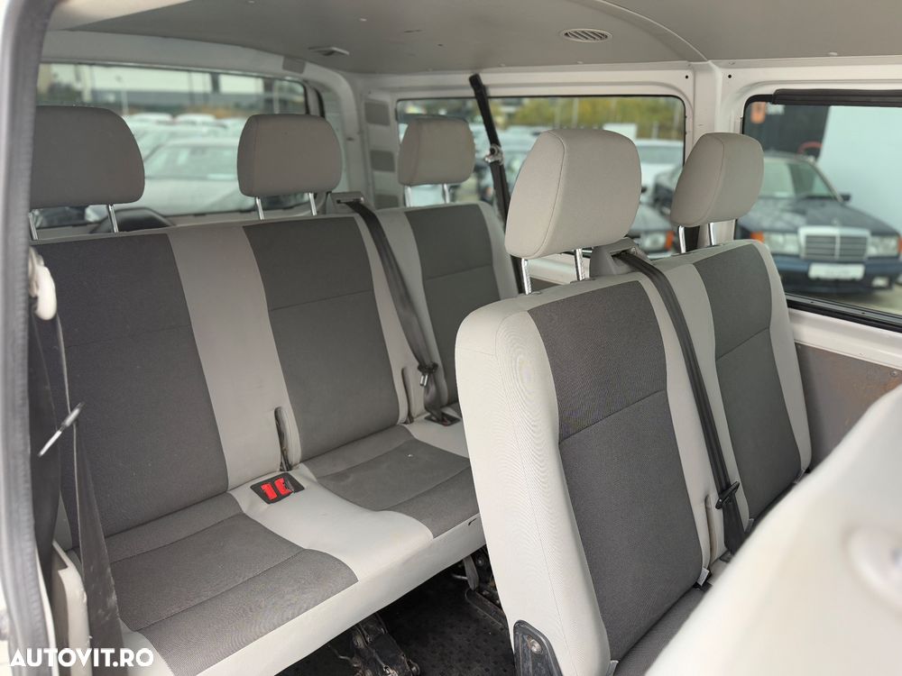 Volkswagen Transporter Caravelle DSG Trendline Lung - 12