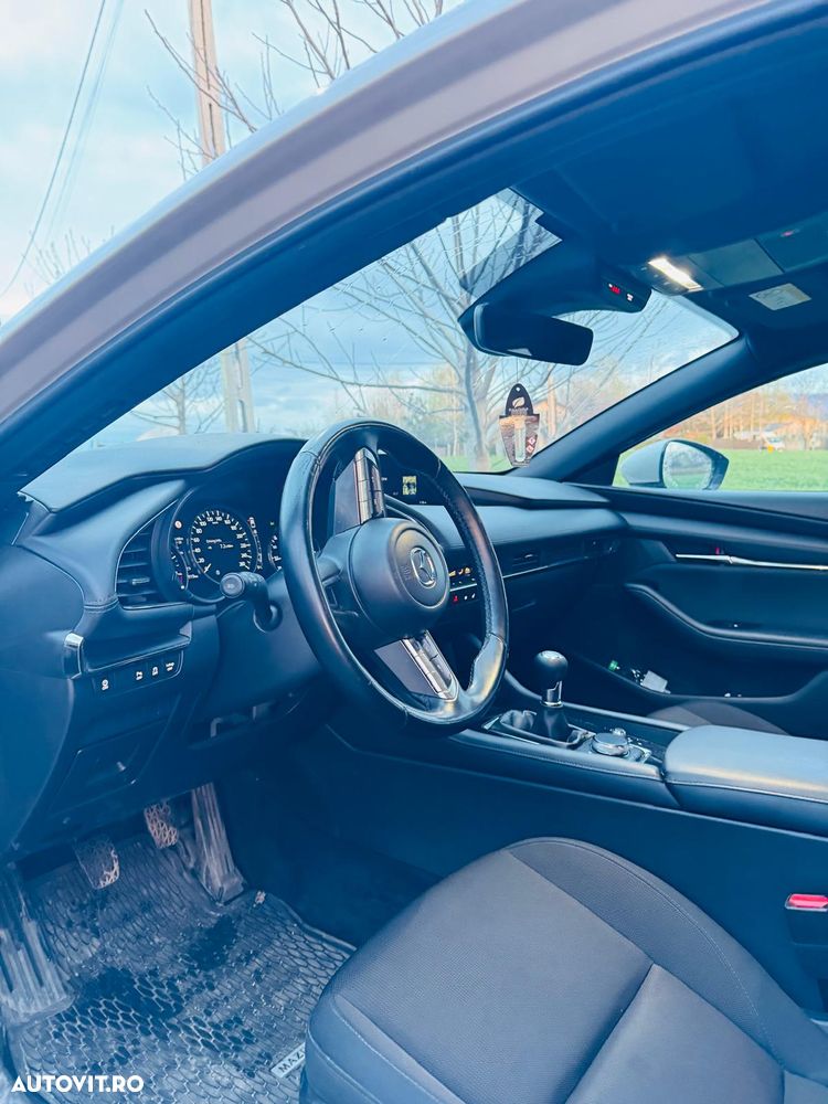 Mazda 3 e-Skyactiv G122 MHEV Plus - 9