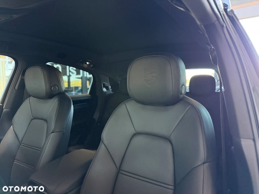 Porsche Cayenne E-Hybrid PHEV Black Edition - 21