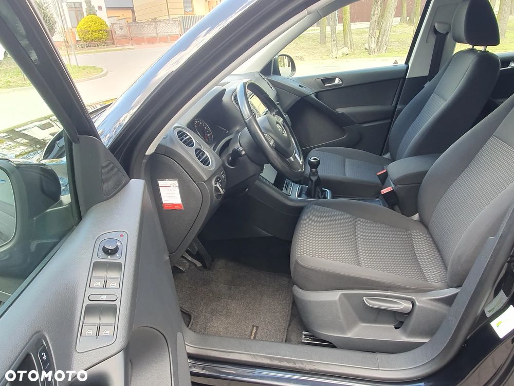 Volkswagen Tiguan - 26