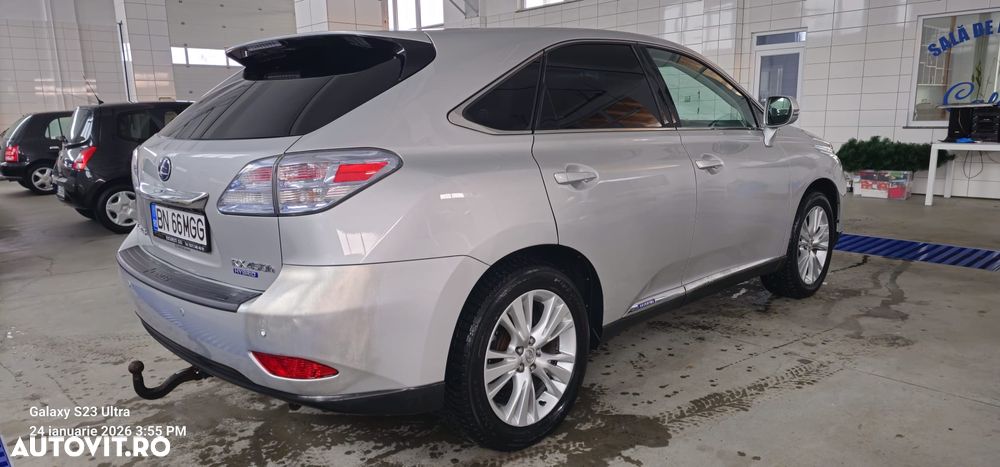 Lexus Seria RX - 10