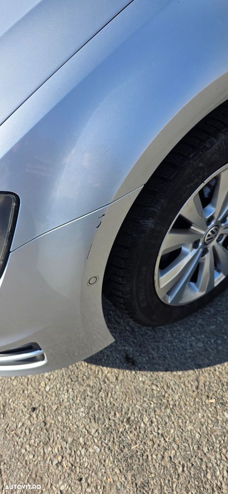 Volkswagen Golf 1.6 TDI BlueMotion Technology Lounge - 13