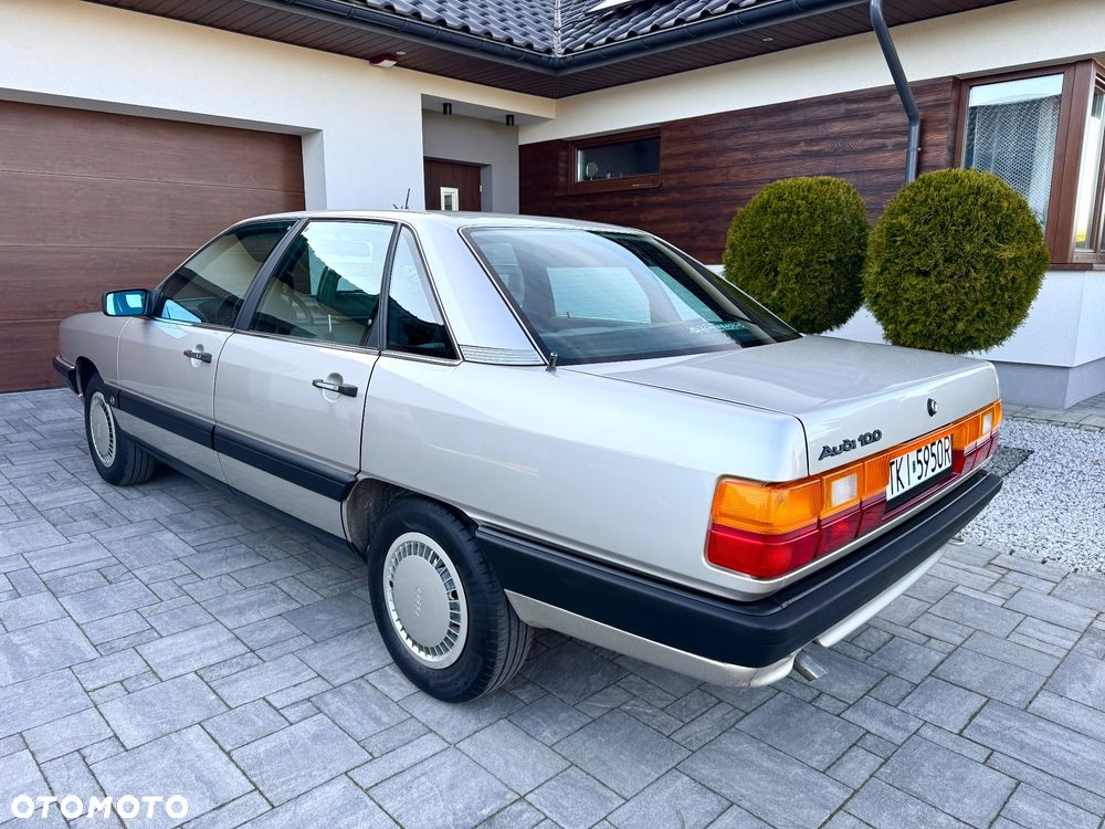 Audi 100 1.8 - 9