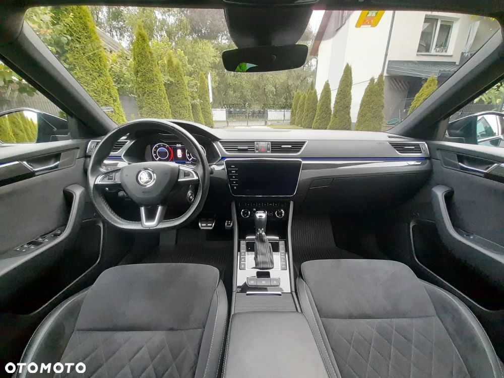 Skoda Superb 2.0 TDI 4x4 Sportline DSG - 16