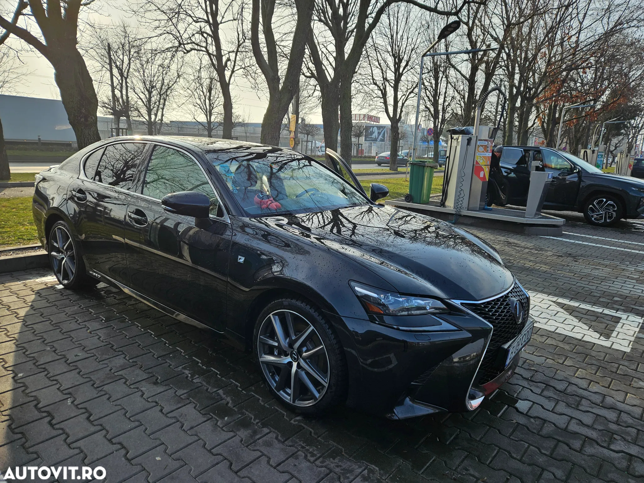 Lexus Seria GS - 2