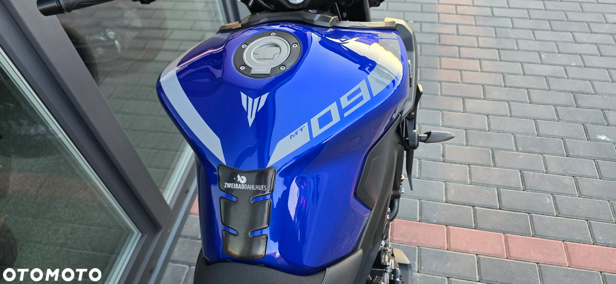 Yamaha MT - 9