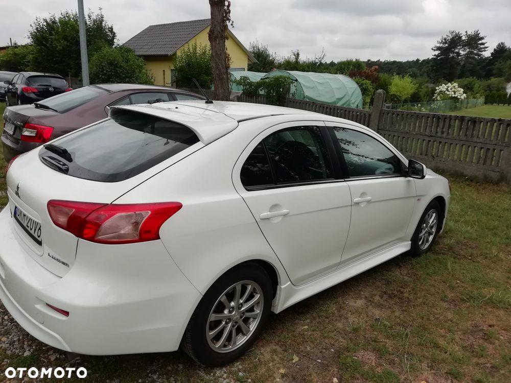 Mitsubishi Lancer 1.6 - 13
