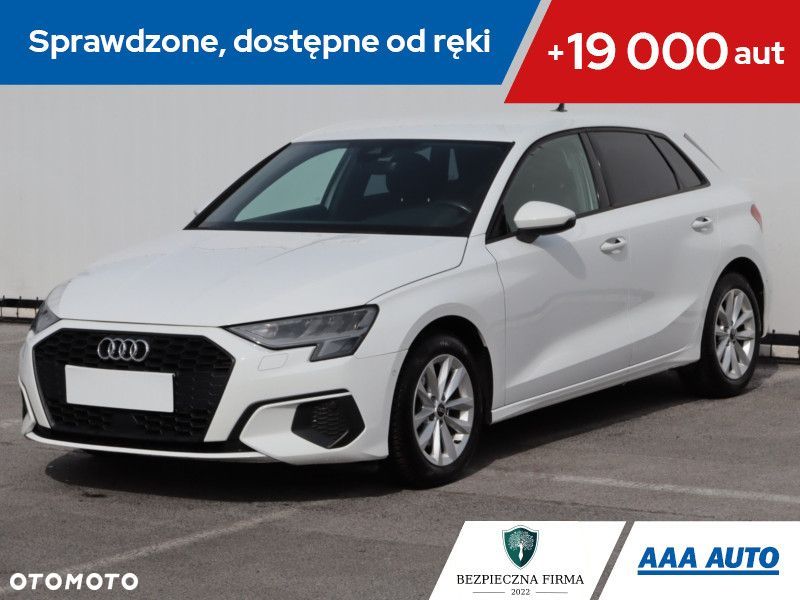 Audi A3 Sportback - 1