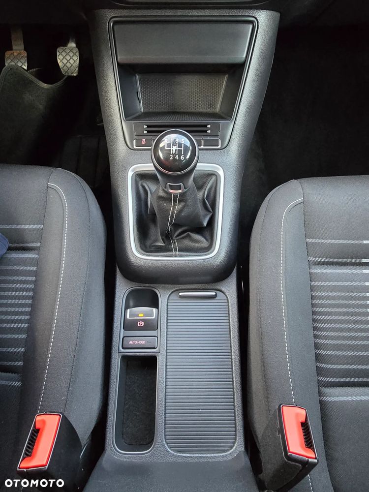 Volkswagen Tiguan 2.0 TDI DPF 4Motion BlueMotion Technology Lounge Sport & Style - 17