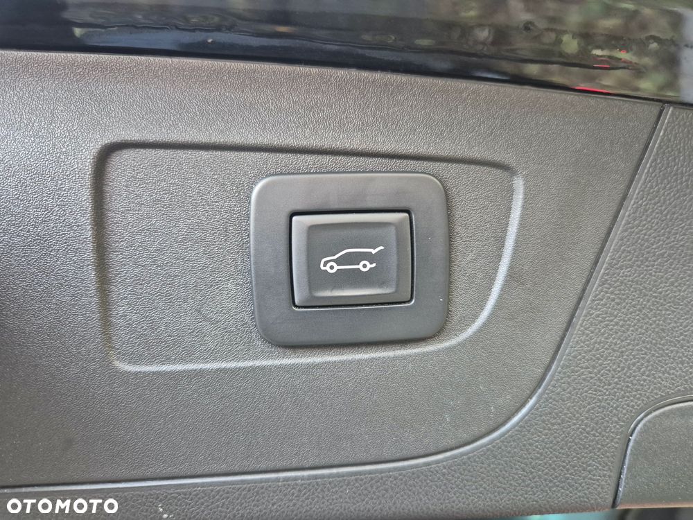 Opel Insignia Sports Tourer 2.0 BiTurbo Diesel 4x4 Business Innovation - 36