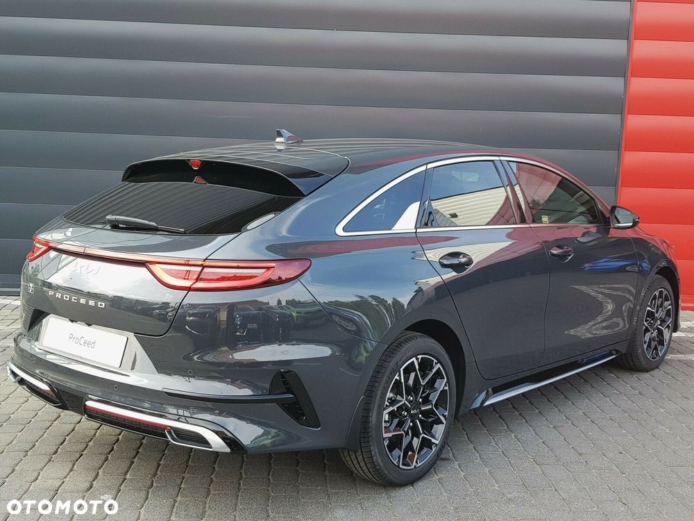 Kia ProCeed - 6