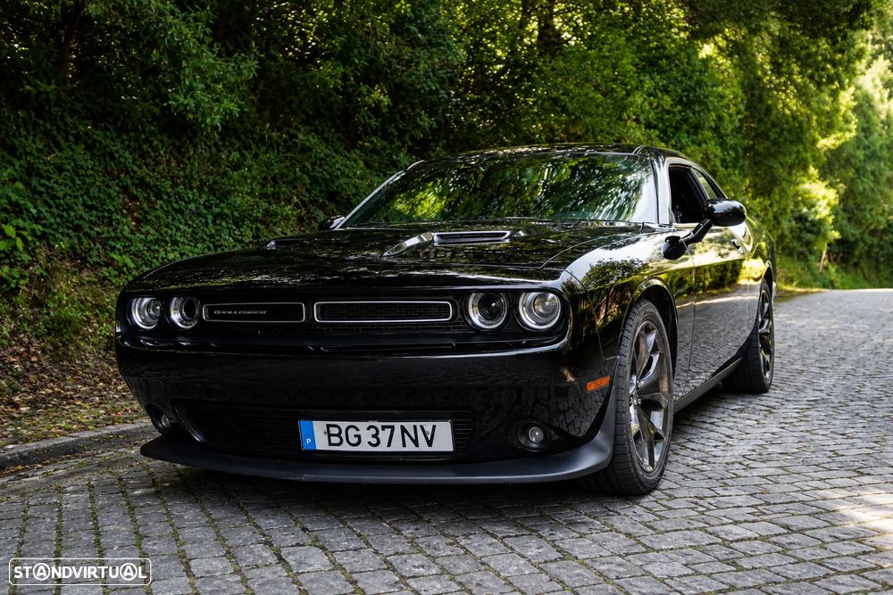 Dodge Challenger Auto SXT Plus - 1
