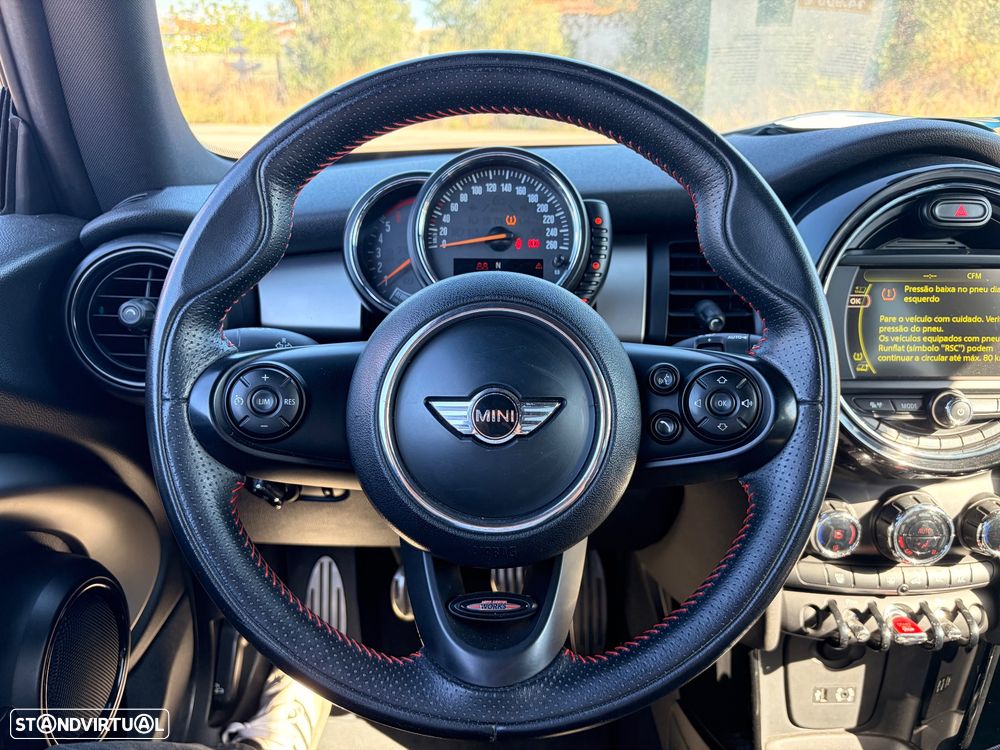 MINI 3 Portas Cooper D - 24