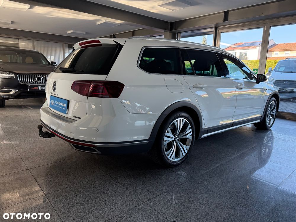 Volkswagen Passat 2.0 TDI SCR DSG 4Motion Business - 18