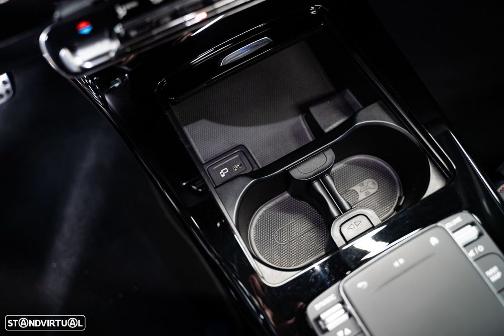 Mercedes-Benz CLA 220 d Shooting Brake 8G-DCT AMG Line - 34