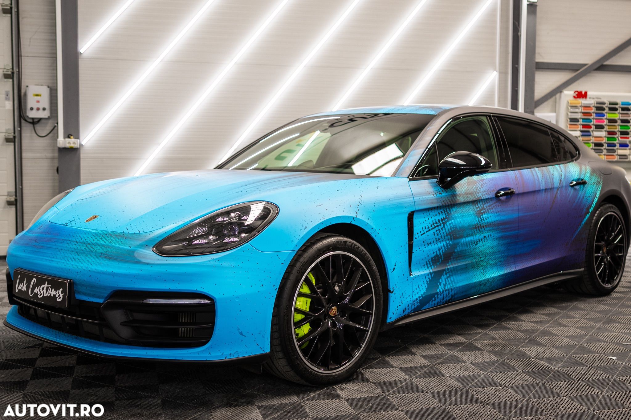 Porsche Panamera - 1
