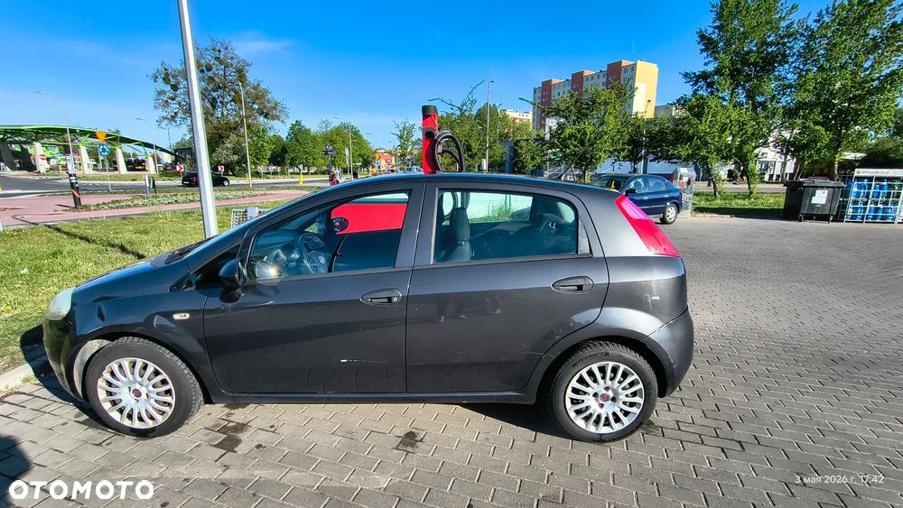 Fiat Punto 1.2 8V - 10
