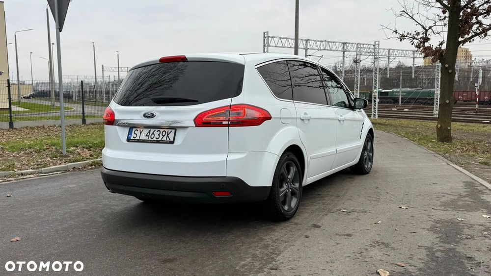 Ford S-Max 2.0 TDCi DPF Titanium - 8