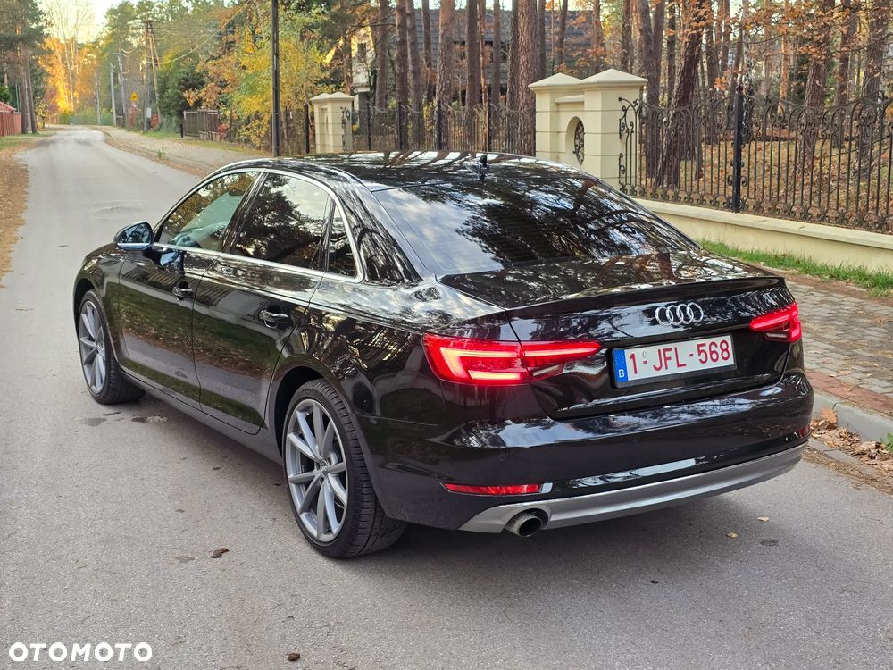 Audi A4 Limousine - 13