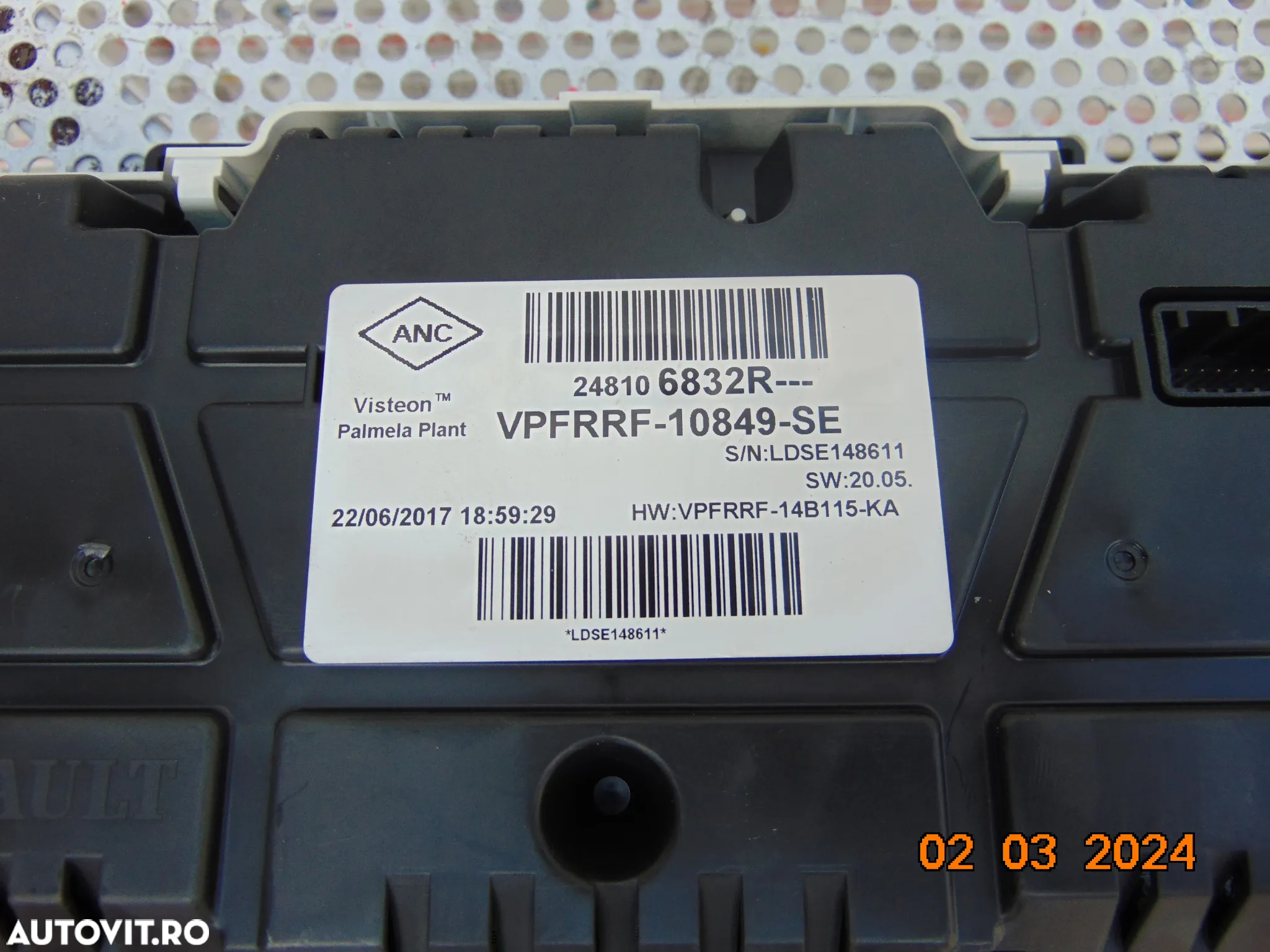 Ceasuri bord Renault Trafic 3 Opel Vivaro 2014-2022 instrumentar bord cod r / r - 4