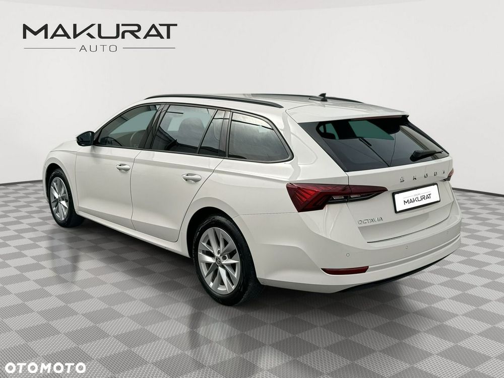 Skoda Octavia 2023 photo 3
