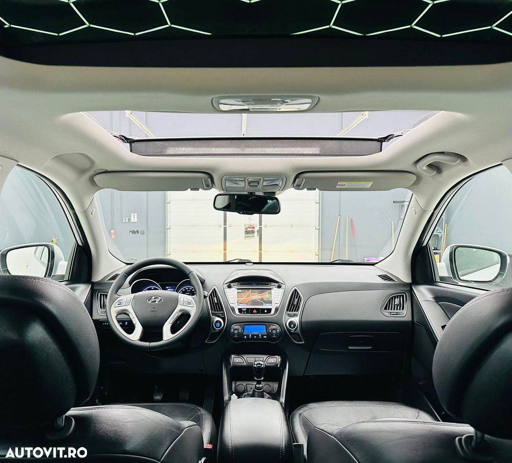 Hyundai ix35 1.7 CRDI 2WD blue Finale Silver - 6