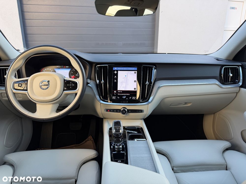 Volvo V60 B4 B DKG Inscription - 10