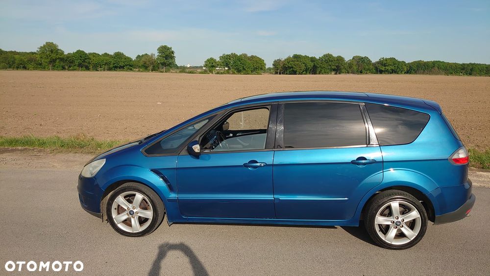 Ford S-Max 2.0 TDCi DPF Titanium - 4