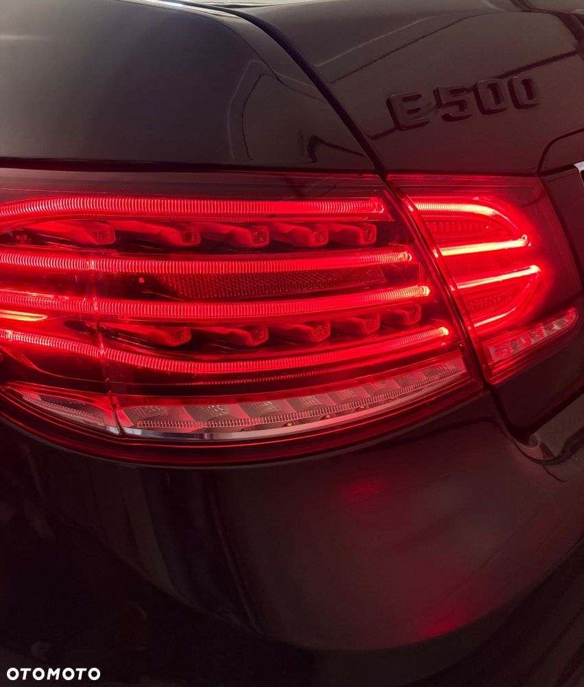 Mercedes-Benz Klasa E 400 4Matic 9G-TRONIC AMG Line - 20