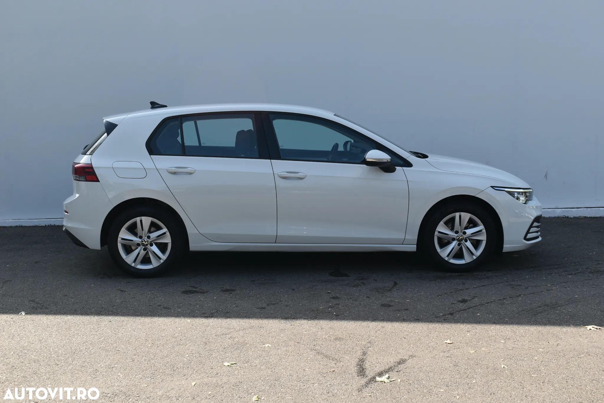 Volkswagen Golf 1.5 eTSI ACT DSG MHEV Life - 4