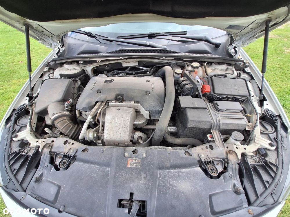 Opel Insignia - 8