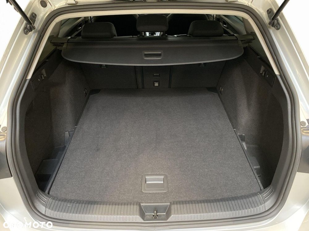 Volkswagen Golf 1.5 TSI EVO Life - 29