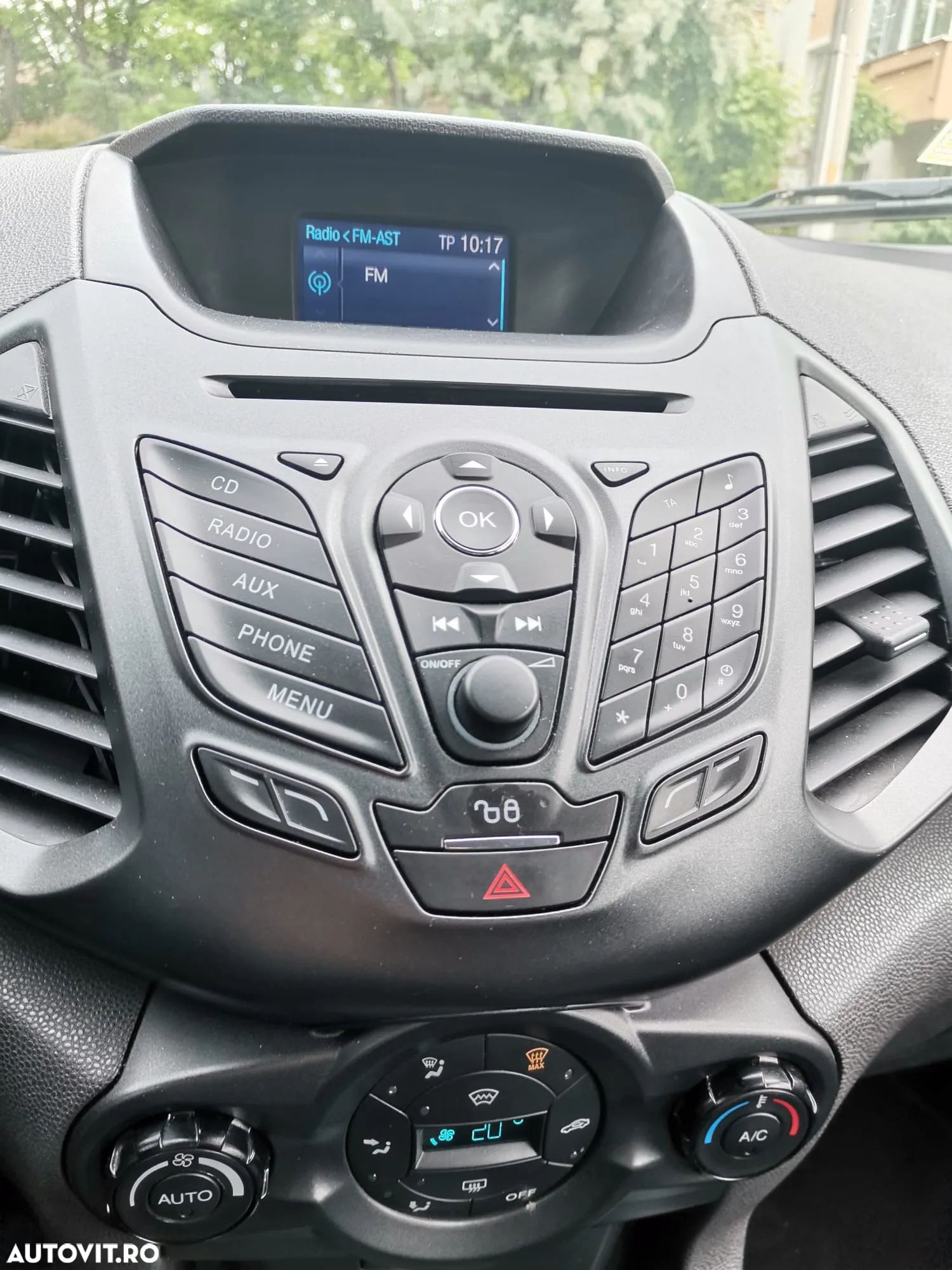 Ford EcoSport 1.0 EcoBoost Titanium - 10