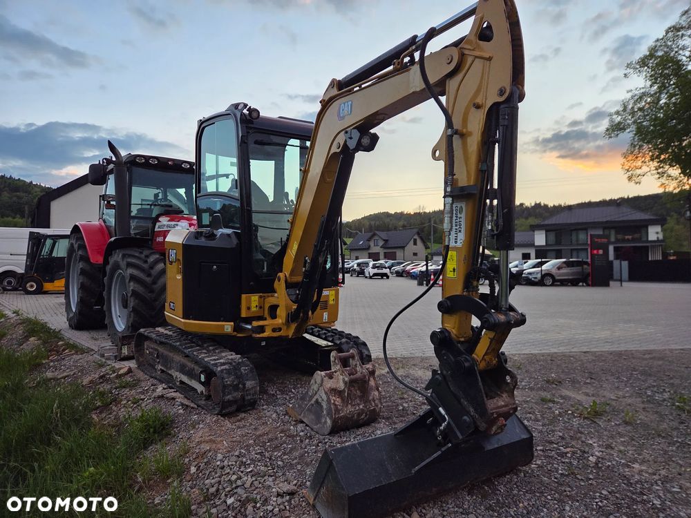 Caterpillar 302.7 - 2