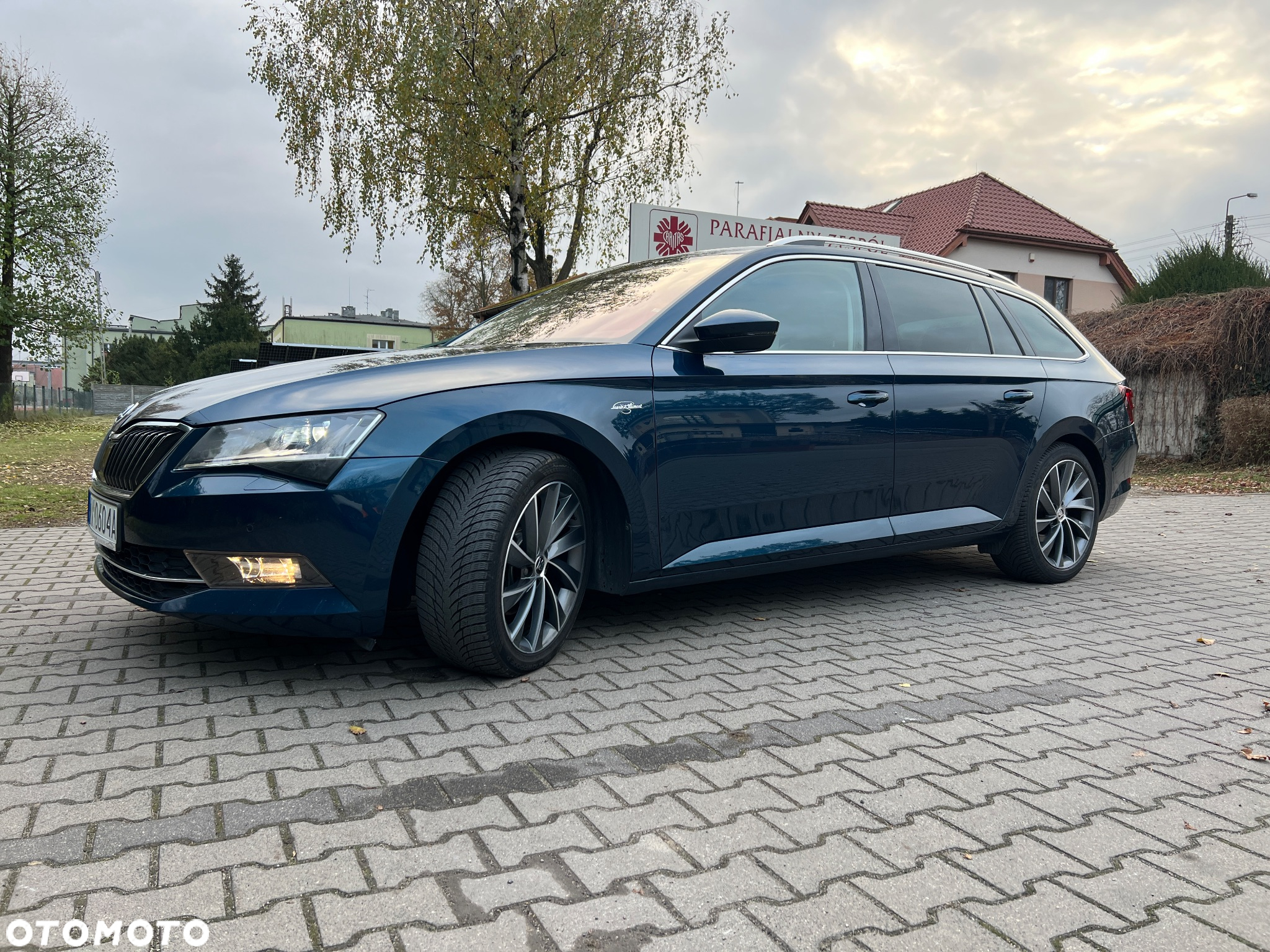 Skoda Superb 1.8 TSI L&K DSG - 10
